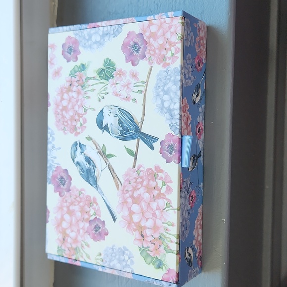 Other - Blue Bird Cigar Stationery Box Pink Blue Flowers